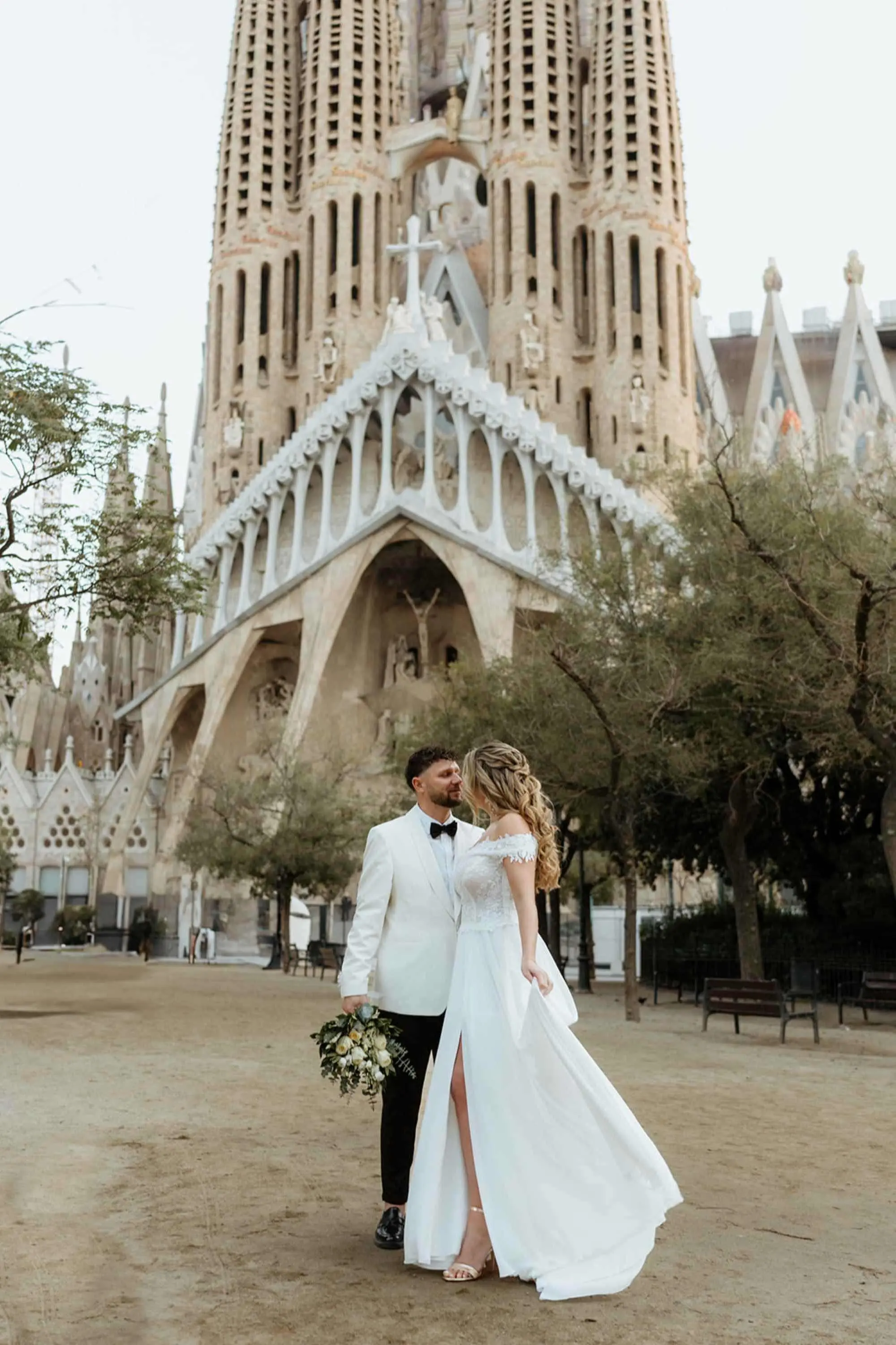Luisa (@norisa.couple)<br>Foto: studio cari<br>Kleid: Orchideen Brautmoden & Zauberkleid<br>Schmuck: glanzfang Schmuck Design<br>Brautstyling: Judy R. Makeup