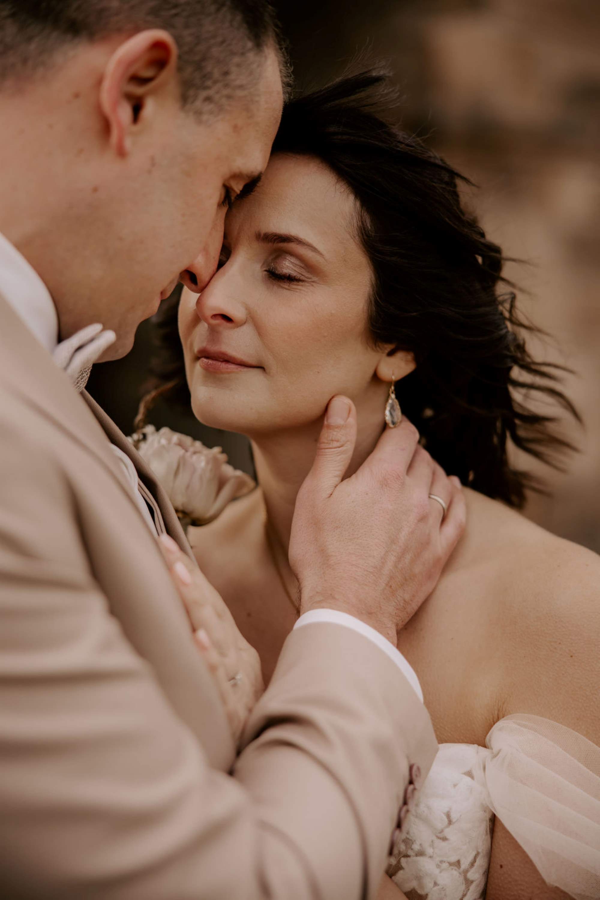 Foto: Traumfabrik Fotografie<br>Kleid: bridedresslove<br>Brautstyling: Judy R. Makeup